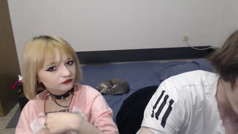 Snapshot of angelofporncouple chatting on March 4, 2026, 2:45 pm Eva online show from March 4, 2026, 2:45 pm