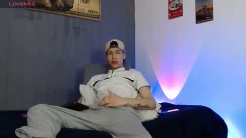 Snapshot of angeloo_666 chatting on September 9, 2025, 10:09 pm angeloo 666 online show from September 9, 2025, 10:09 pm