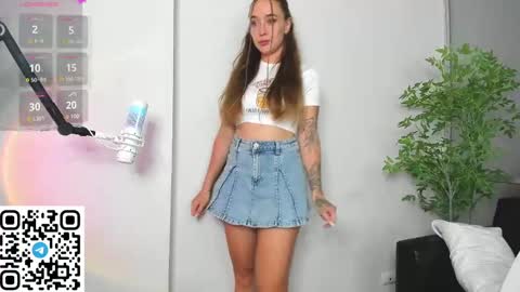 Snapshot of angelpaull chatting on February 7, 2025, 9:26 pm Angel online show from February 7, 2025, 9:26 pm