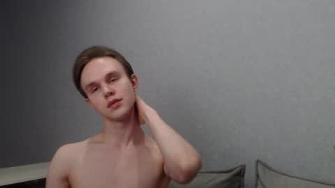 Snapshot of angelraaay chatting on February 9, 2025, 12:30 pm Angel online show from February 9, 2025, 12:30 pm