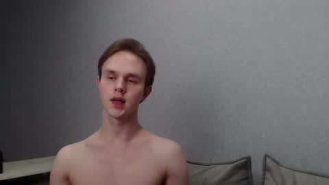 Snapshot of angelraaay chatting on February 12, 2025, 5:58 pm Angel online show from February 12, 2025, 5:58 pm