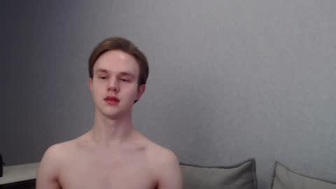 Snapshot of angelraaay chatting on February 22, 2025, 9:34 am Angel online show from February 22, 2025, 9:34 am