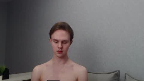 Snapshot of angelraaay chatting on February 26, 2025, 6:11 pm Angel online show from February 26, 2025, 6:11 pm