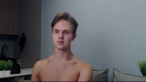 Snapshot of angelraaay chatting on September 28, 2025, 7:08 pm Angel online show from September 28, 2025, 7:08 pm