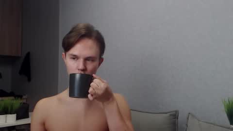 Angel online show from November 21, 2025, 9:08 am