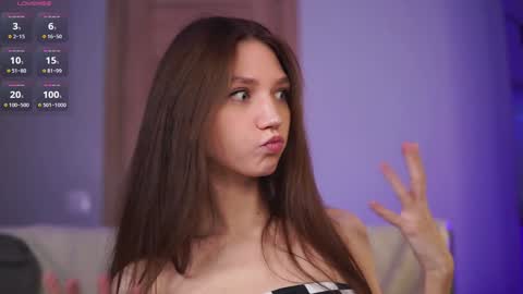 Snapshot of angels_kiss chatting on October 27, 2025, 3:54 am Nikki online show from October 27, 2025, 3:54 am