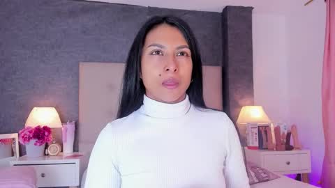 Snapshot of angels_one chatting on October 4, 2025, 12:03 pm Angela online show from October 4, 2025, 12:03 pm