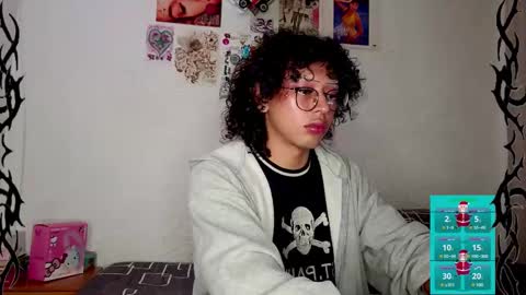 Snapshot of angelsdustxxx chatting on December 31, 2024, 10:58 am online show from December 31, 2024, 10:58 am