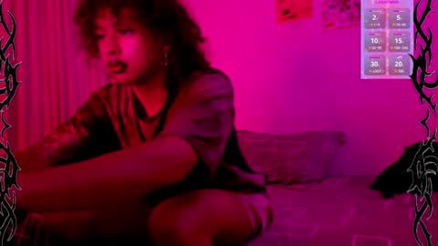 Snapshot of angelsdustxxx chatting on January 29, 2025, 6:54 am online show from January 29, 2025, 6:54 am