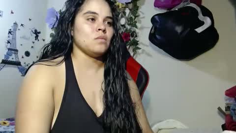 Snapshot of angelsexhotlatin chatting on January 29, 2025, 2:40 am angelsexhotlatin online show from January 29, 2025, 2:40 am