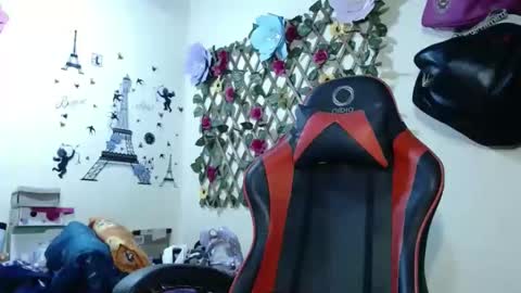 Snapshot of angelsexhotlatin chatting on February 18, 2025, 2:16 am angelsexhotlatin online show from February 18, 2025, 2:16 am