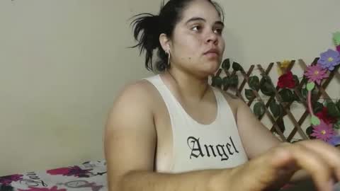 Snapshot of angelsexhotlatin chatting on April 26, 2026, 1:53 pm angelsexhotlatin online show from April 26, 2026, 1:53 pm