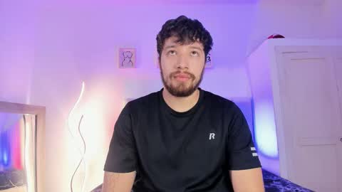 Snapshot of angelsmoke29 chatting on February 22, 2026, 5:44 pm Angel online show from February 22, 2026, 5:44 pm