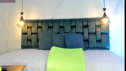 ANGIE online show from September 24, 2025, 1:03 pm