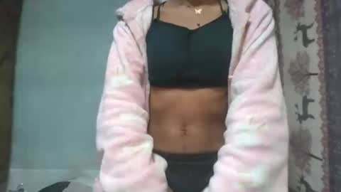 angeltta69 online show from October 15, 2025, 4:23 am