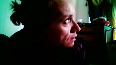 angelvanderpool71 online show from February 22, 2026, 6:39 pm