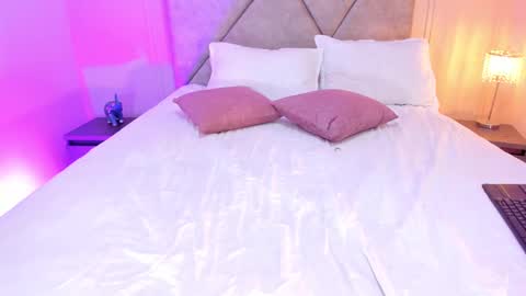 angely_perry online show from September 27, 2025, 4:34 pm