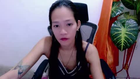 angelyn_slim online show from August 3, 2026, 8:02 am