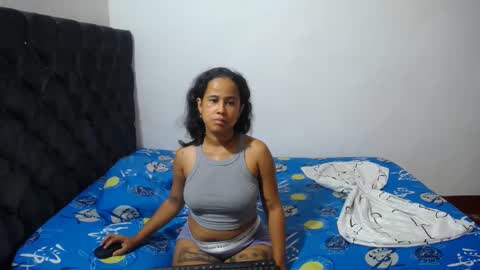 Snapshot of angelys_02 chatting on September 20, 2025, 2:12 am Angie online show from September 20, 2025, 2:12 am