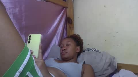 Snapshot of angevannessa chatting on November 5, 2025, 12:05 pm ange online show from November 5, 2025, 12:05 pm