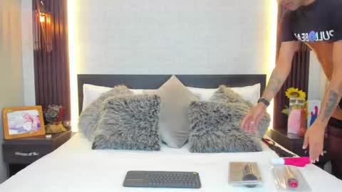  Anghel Stone  online show from February 2, 2026, 11:58 pm