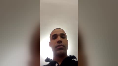  Anghel Stone  online show from April 4, 2026, 6:27 pm