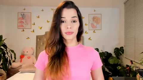 Snapshot of angie_modelo chatting on October 27, 2025, 1:09 am Anabella online show from October 27, 2025, 1:09 am