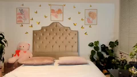 Snapshot of angie_modelo chatting on November 11, 2025, 2:11 am Anabella online show from November 11, 2025, 2:11 am