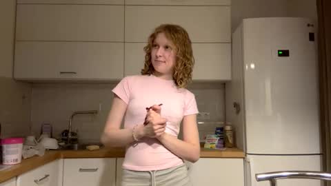 Snapshot of anglelazich chatting on November 28, 2025, 4:53 pm Hello My name is Sarah im new model here and little but shy. online show from November 28, 2025, 4:53 pm