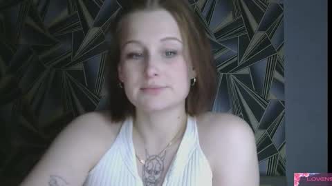 Snapshot of ani_eww chatting on February 6, 2026, 7:39 pm Anne online show from February 6, 2026, 7:39 pm