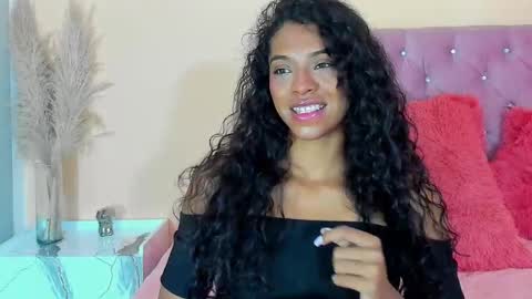 Snapshot of aniie_bby_4u chatting on November 13, 2025, 2:10 am Any online show from November 13, 2025, 2:10 am