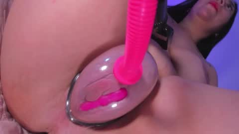 Snapshot of aniiieee_x chatting on January 14, 2026, 1:11 am ANIE Broadcasting from 1300 to 2100 online show from January 14, 2026, 1:11 am