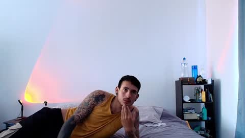 Snapshot of anika_lowen chatting on December 10, 2024, 3:44 pm Anika And Lowen Your Thumbs Up Are Super Important For Us online show from December 10, 2024, 3:44 pm