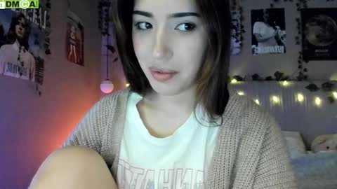 Snapshot of anisa_sweet chatting on October 14, 2025, 6:03 am Anisa Moan from LovenseWet from Tip MenuOpen for Private online show from October 14, 2025, 6:03 am