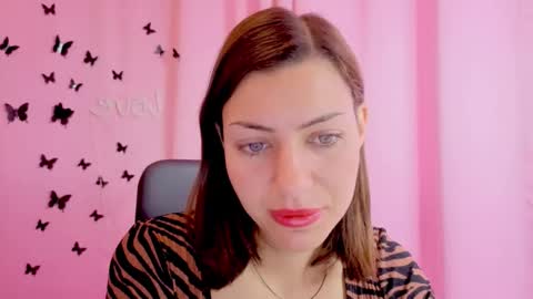 Snapshot of aniskyy chatting on October 22, 2025, 4:57 am Anni online show from October 22, 2025, 4:57 am