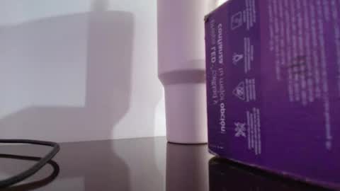 ana independent model online show from September 20, 2025, 6:03 am