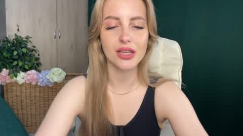 Anita online show from May 29, 2026, 1:03 am
