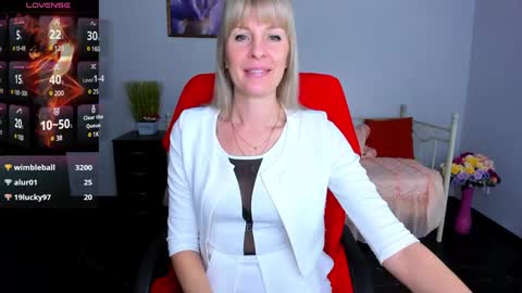 Snapshot of anita_tayson chatting on March 6, 2025, 9:47 am Anita online show from March 6, 2025, 9:47 am