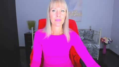 Snapshot of anita_tayson chatting on September 25, 2025, 5:55 am Anita online show from September 25, 2025, 5:55 am