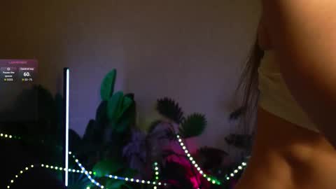 Snapshot of anita_von chatting on September 25, 2025, 6:06 am anita_von online show from September 25, 2025, 6:06 am