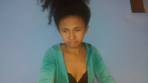 Snapshot of anitaazzh chatting on July 15, 2026, 10:48 pm anitaazzh online show from July 15, 2026, 10:48 pm