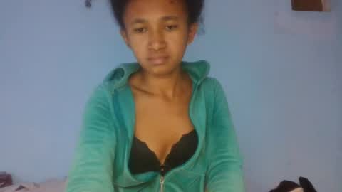Snapshot of anitaazzh chatting on July 17, 2026, 12:23 pm anitaazzh online show from July 17, 2026, 12:23 pm
