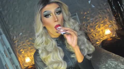 Snapshot of anitacruisze chatting on January 10, 2025, 6:49 pm Miss Ann online show from January 10, 2025, 6:49 pm