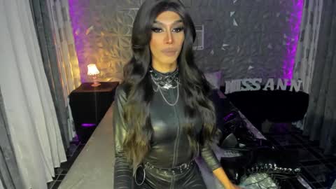 Snapshot of anitacruisze chatting on January 19, 2025, 6:32 pm Miss Ann online show from January 19, 2025, 6:32 pm