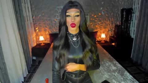 Snapshot of anitacruisze chatting on January 27, 2025, 2:24 pm Miss Ann online show from January 27, 2025, 2:24 pm