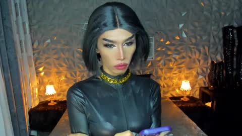 Snapshot of anitacruisze chatting on January 28, 2025, 8:15 pm Miss Ann online show from January 28, 2025, 8:15 pm