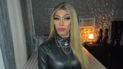 Snapshot of anitacruisze chatting on February 2, 2025, 12:13 pm Miss Ann online show from February 2, 2025, 12:13 pm