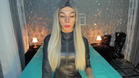 Snapshot of anitacruisze chatting on February 23, 2025, 8:06 am Miss Ann online show from February 23, 2025, 8:06 am