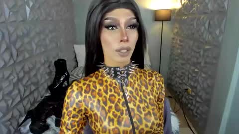 Snapshot of anitacruisze chatting on March 3, 2025, 4:03 am Miss Ann online show from March 3, 2025, 4:03 am