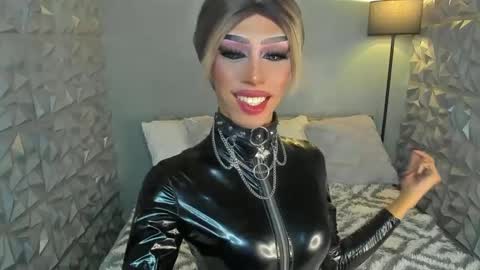 Snapshot of anitacruisze chatting on March 6, 2025, 1:16 am Miss Ann online show from March 6, 2025, 1:16 am